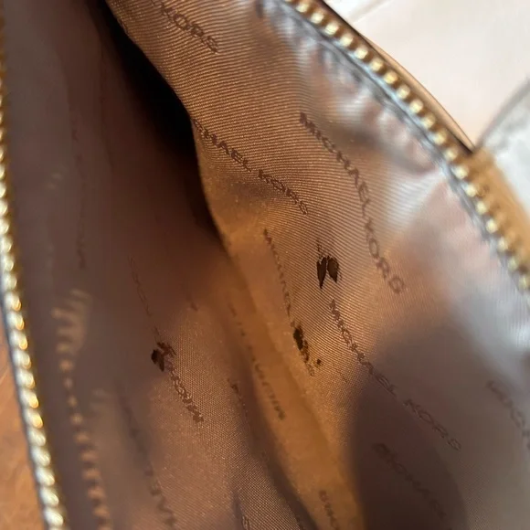 Michael Kors Gold and White Floral Clutch Wallet - Picture 3 of 3